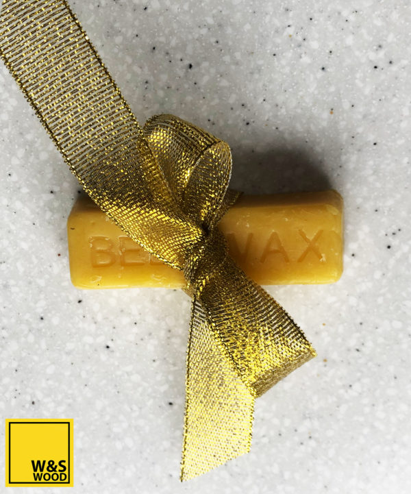 Beeswax bar with a golden bow