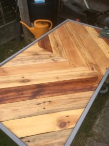 Pallet table oiled